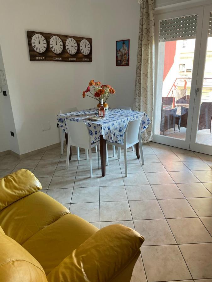 Casa Vacanze Dell'Aviatore Αλγκέρο Εξωτερικό φωτογραφία